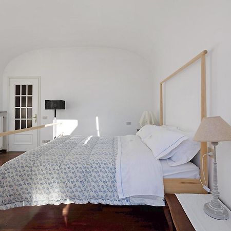 Residenza Stoechas White Apartment Albenga Ngoại thất bức ảnh